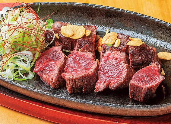 熊本馬刺し 馬ヒレ鉄板ステーキ