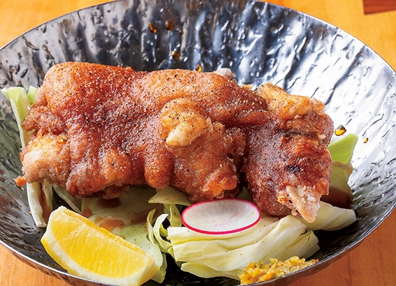 郷土料理 酒と肴 もなか 揚げ豚足