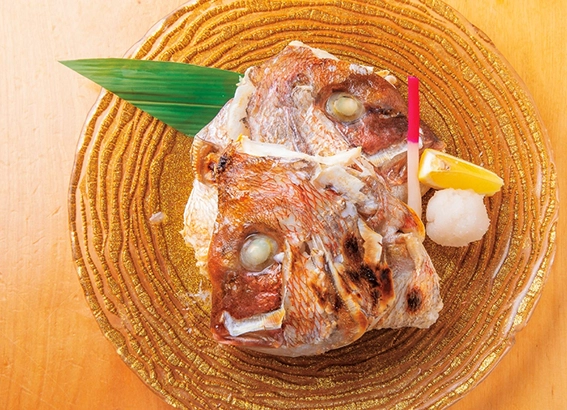 郷土料理 酒と肴 もなか 真鯛のあら焼き